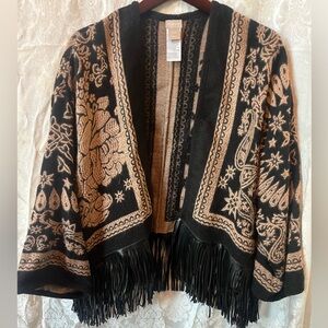 Chico's Black and Tan Patterned Sweater Shawl with Fringe Size Small/Medium